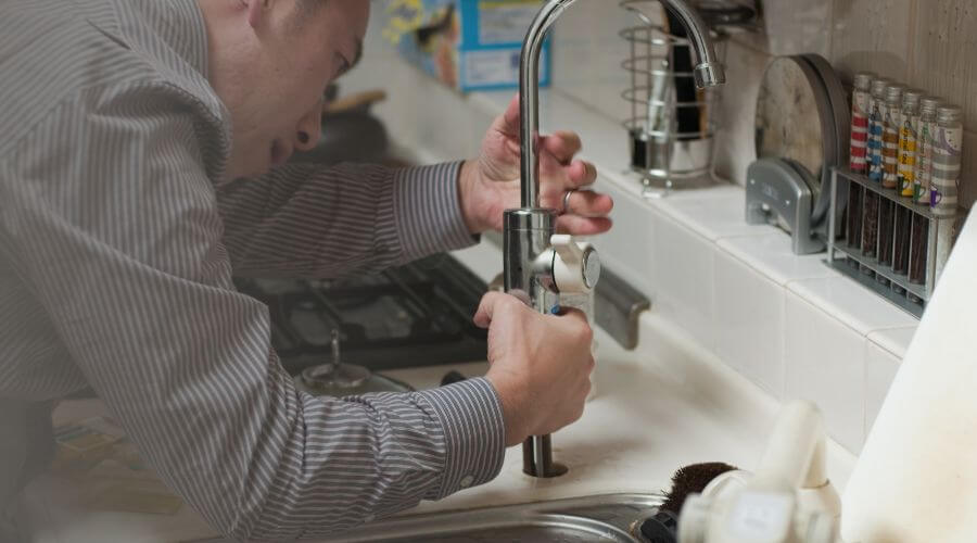 Professional sink repair in Riverton, IL